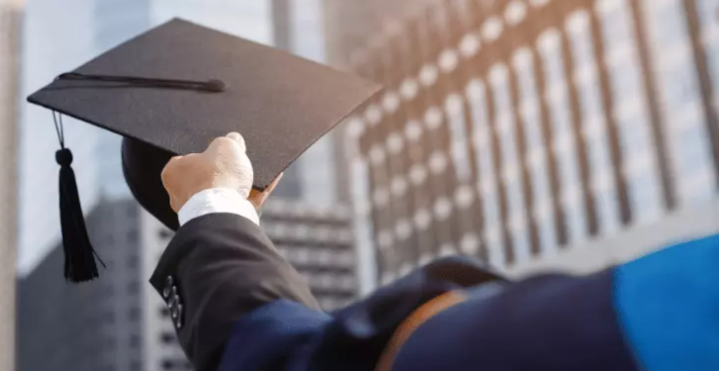 مزایای دریافت مدرک تحصیلی فوری